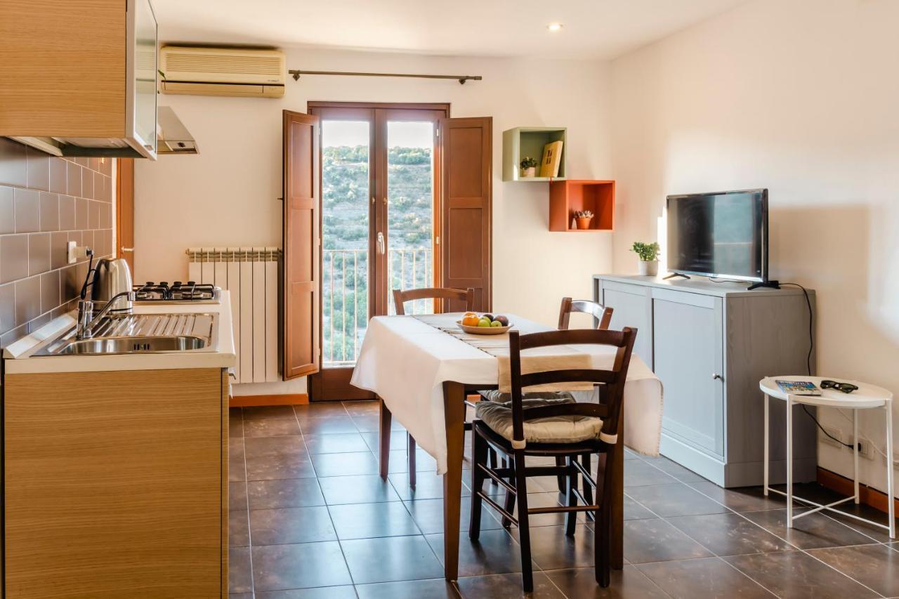 Bed and Breakfast Le Luci Su Ibla - Ospitalita Con Vista Ragusa Exterior foto