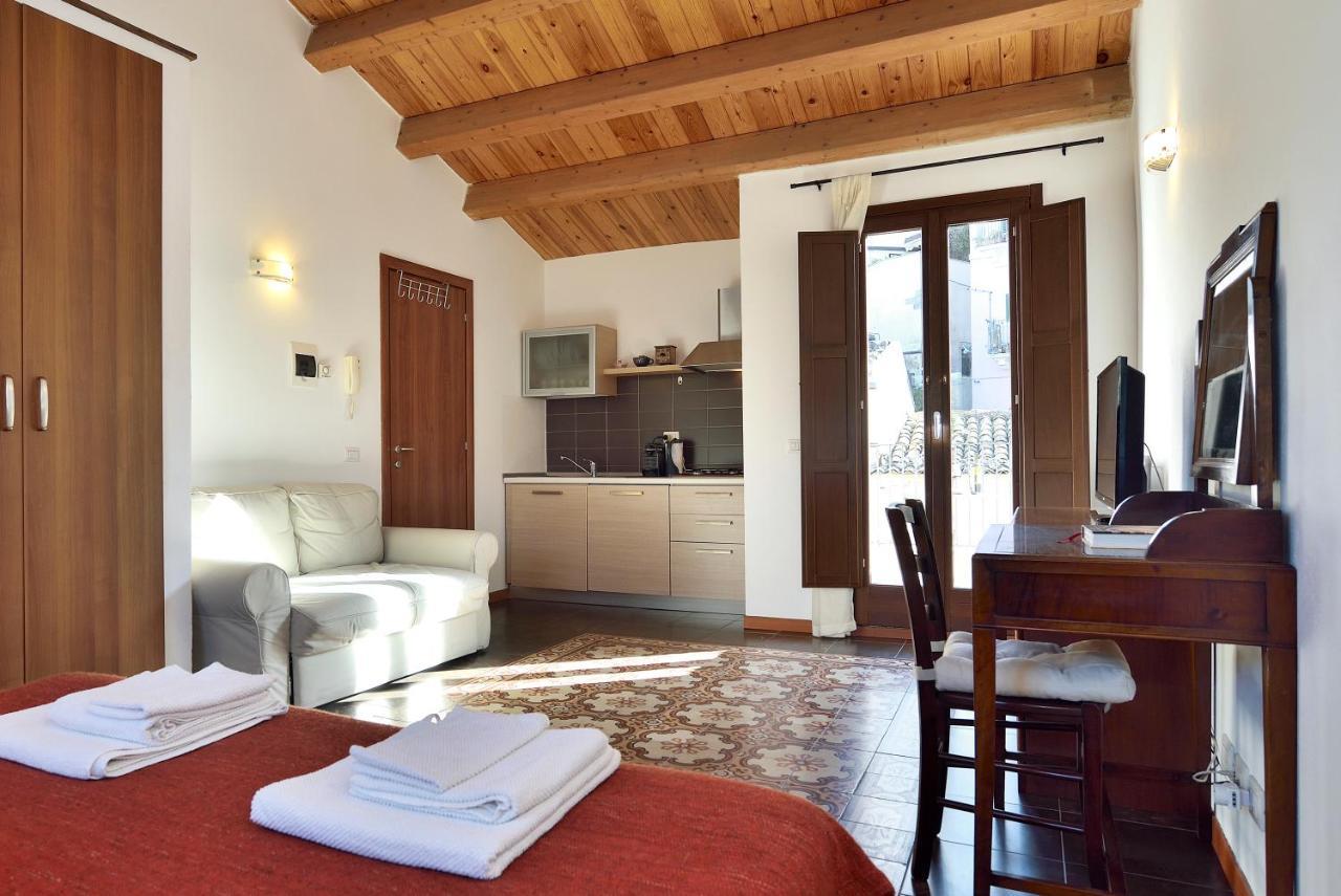 Bed and Breakfast Le Luci Su Ibla - Ospitalita Con Vista Ragusa Exterior foto